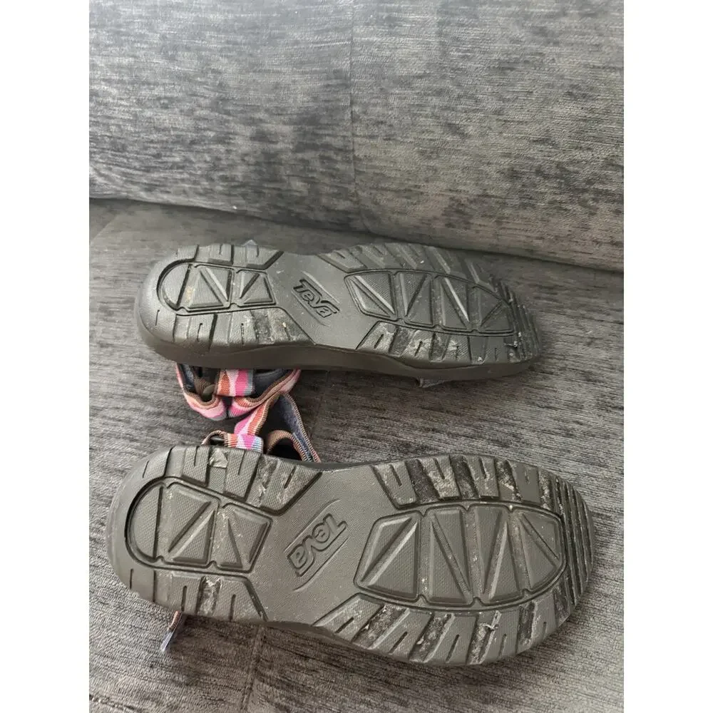 Teva Sandals Hurricane XLT2 Sport Sandals Women’s Size 6/ Youth Size 4 Purple